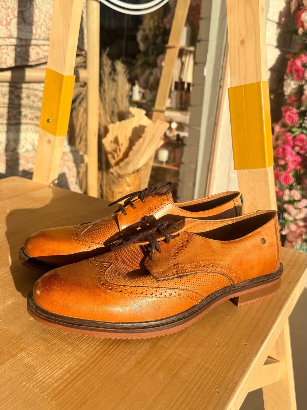 Classic Oxford Brogue Lace-Up Tan Leather Shoes